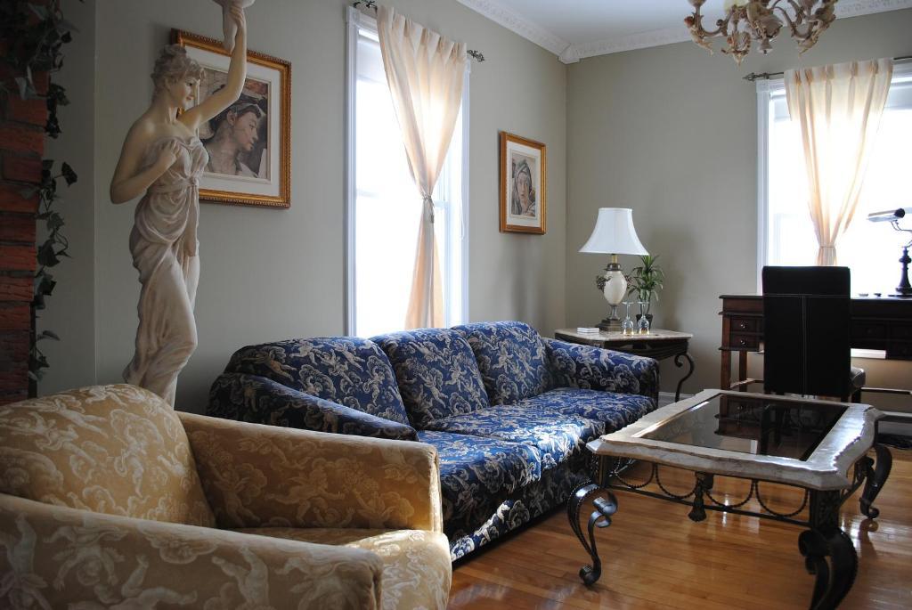 Auberge Marquis De Montcalm Σέρμπρουκ Δωμάτιο φωτογραφία